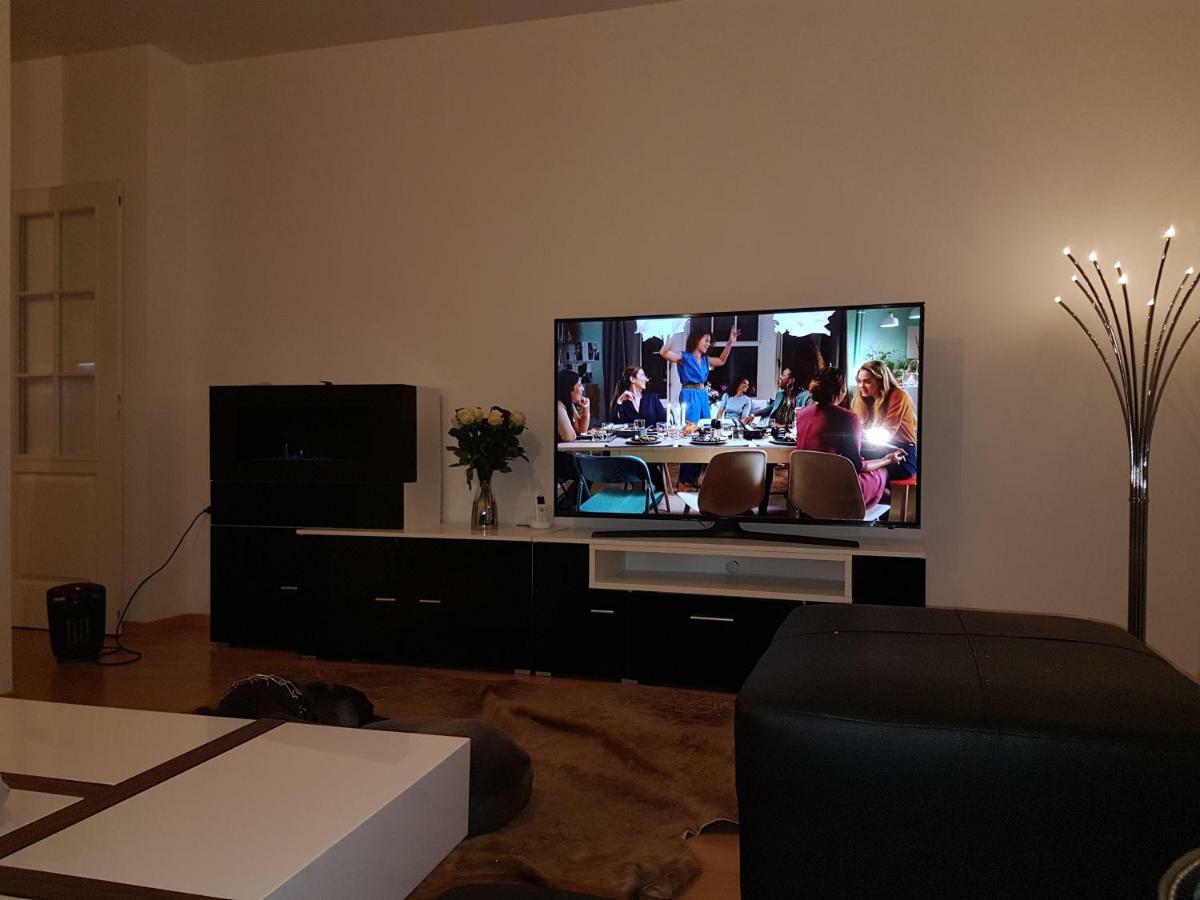 Grand Appartement En Centre Ville Metz Luaran gambar